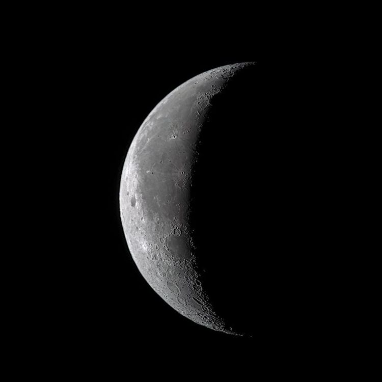 月齢25前後の月