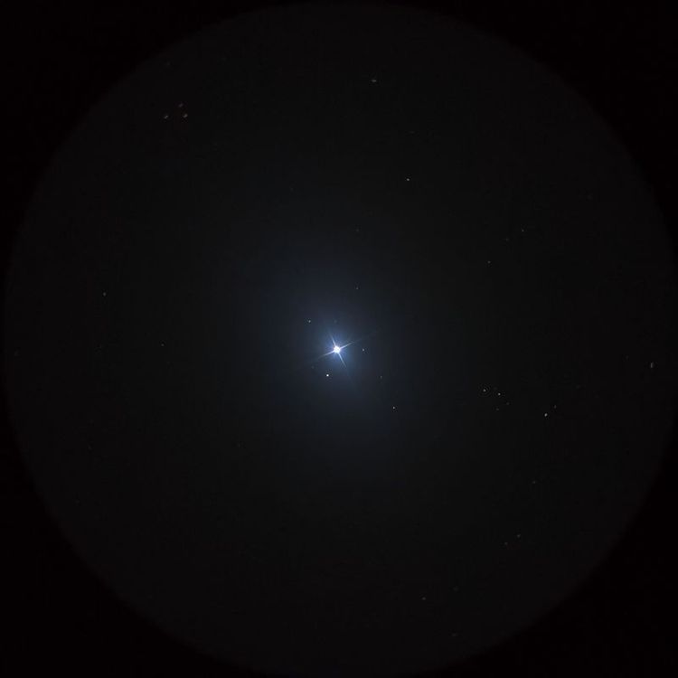 レグルス（Regulus） captured through a telescope eyepiece using a smartphone camera - Afocal Astrophotography