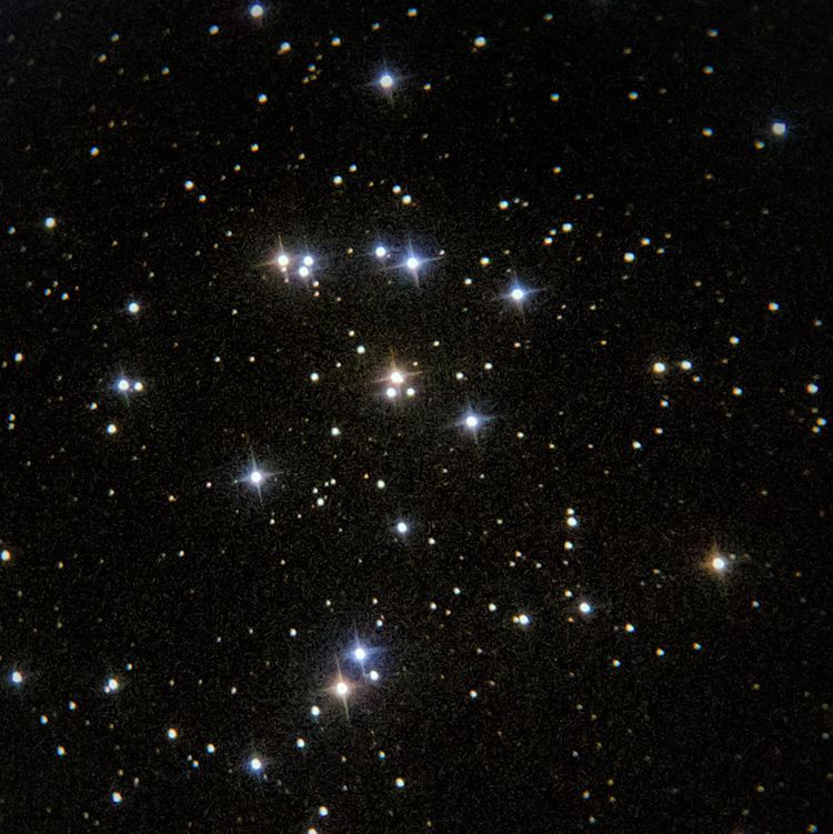 M44 captured through a telescope eyepiece using a smartphone camera - Afocal Astrophotography