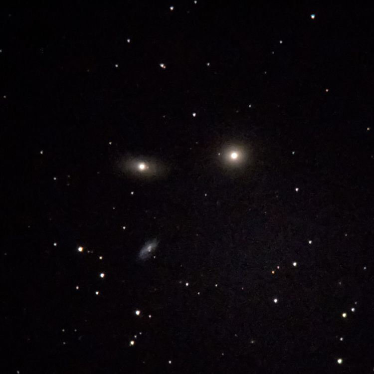 M105 captured through a telescope eyepiece using a smartphone camera - Afocal Astrophotography