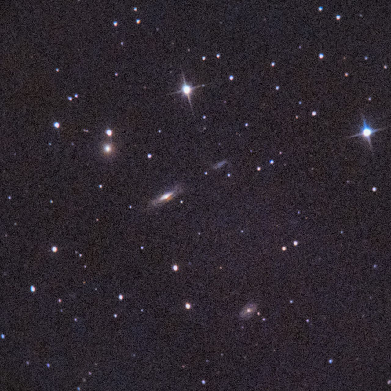 NGC3185 Around