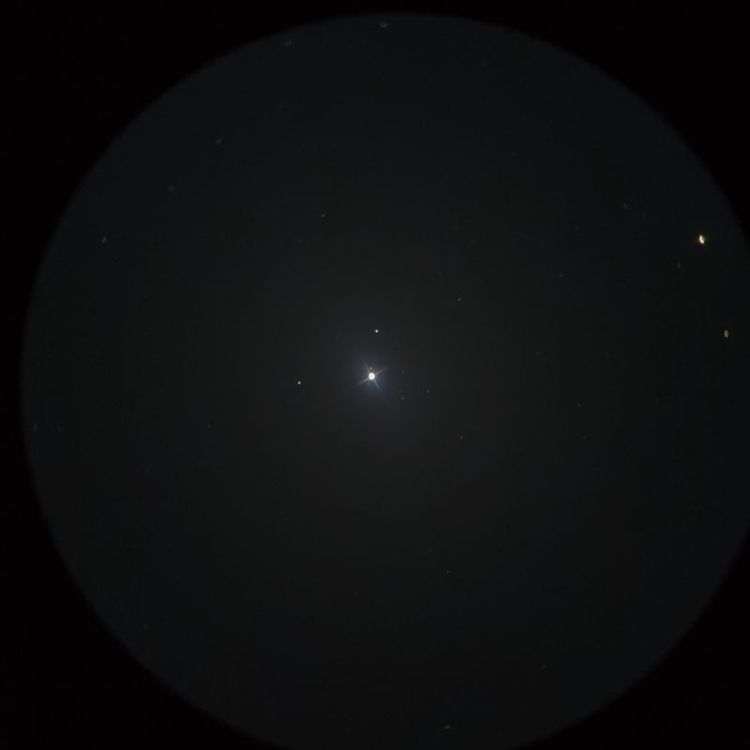 ポリマ（Porrima） captured through a telescope eyepiece using a smartphone camera - Afocal Astrophotography